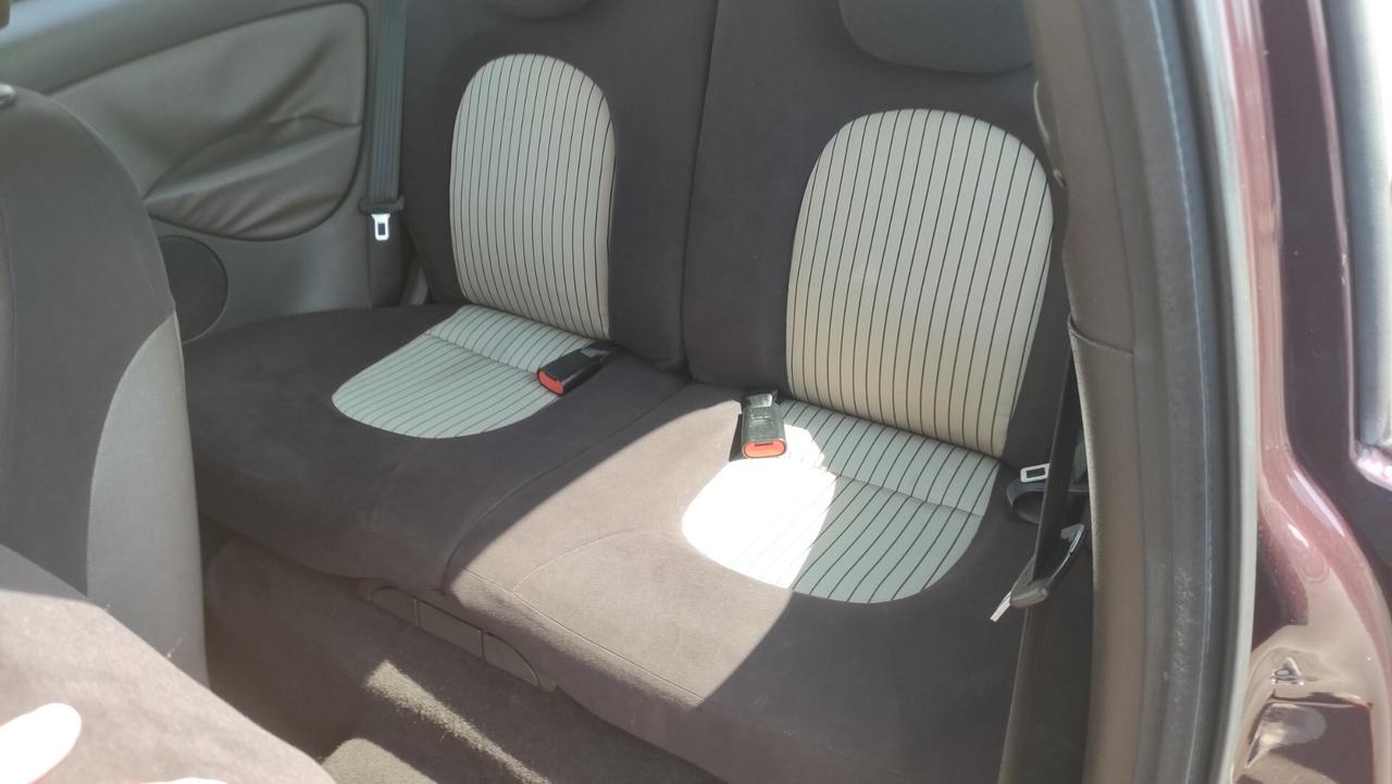 Lancia Ypsilon 1.4 16V AUTOMATICA NEOPATENTATI - 2006