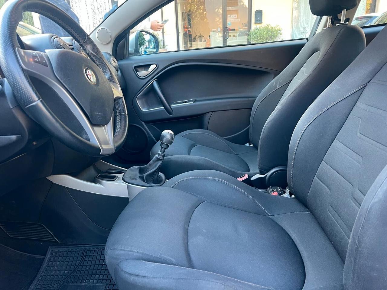 ALFA ROMEO MITO 1.4 70cv 8V PROGRESSION NEOPATENT.