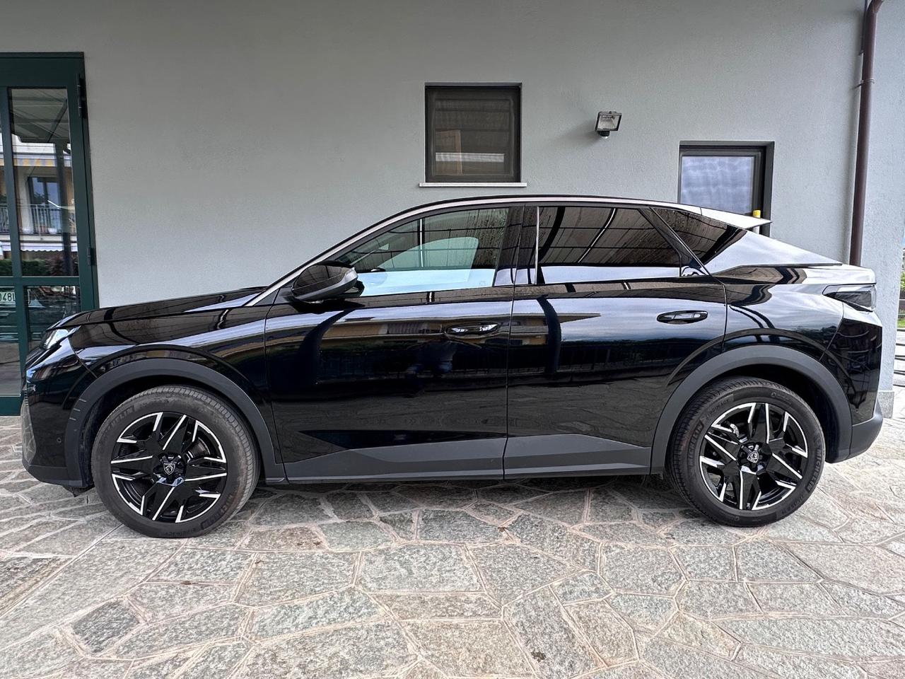 Peugeot 3008 3008 1.2 hybrid Allure 145cv e-dcs6