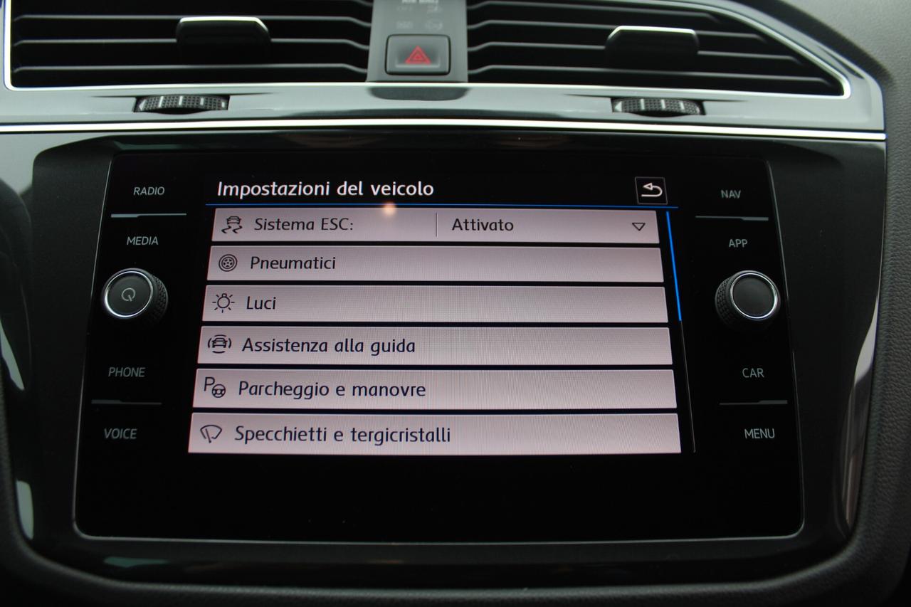 Volkswagen Tiguan 2.0 TDI SCR DSG Business BlueMotion Technology