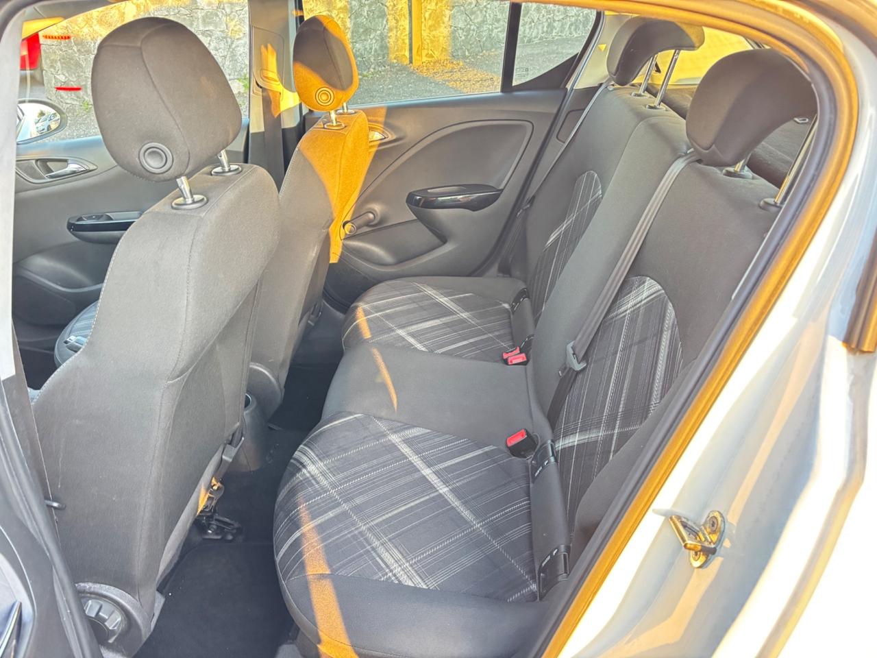 Opel Corsa 1.4 90CV GPL Tech 5 porte Cosmo