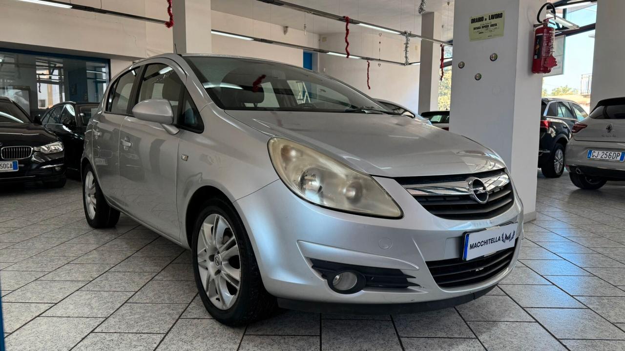 Opel Corsa 1.3 CDTI 90CV 5 porte Cosmo