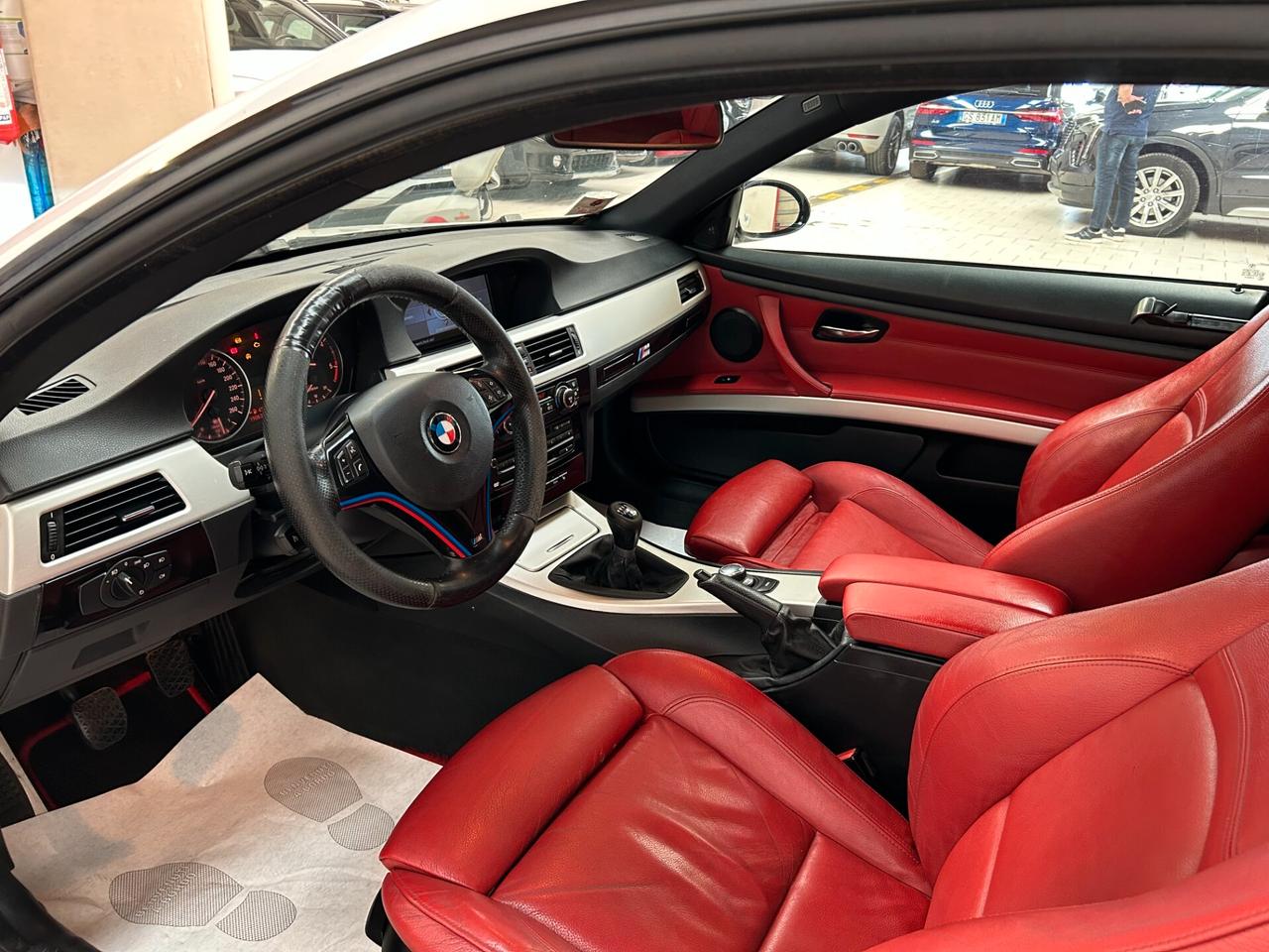 Bmw 320 BMW 320 Coupe Msport 320d 177cv-Dettagli in Bio