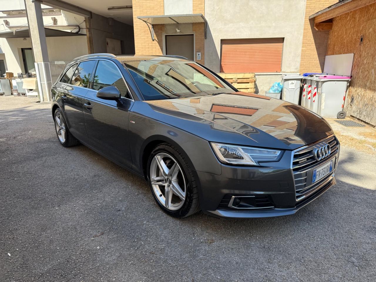 Audi A4 Avant 2.0 TDI quattro S tronic Business Sport