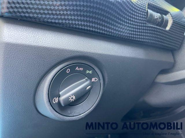 VOLKSWAGEN up! 5 PORTE 1.0 60CV COLOR ADATTA PER NEOPATENTATI