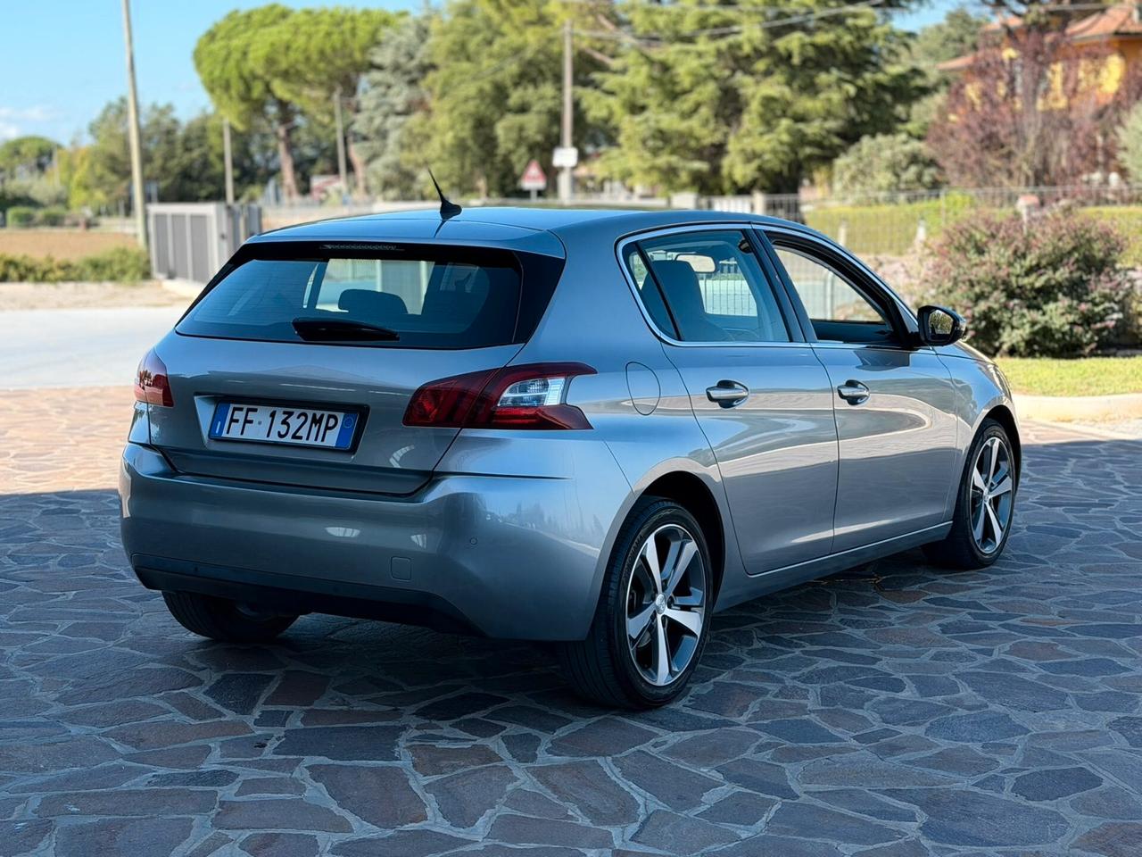 Peugeot 308 BlueHDi 120 CV Allure auto