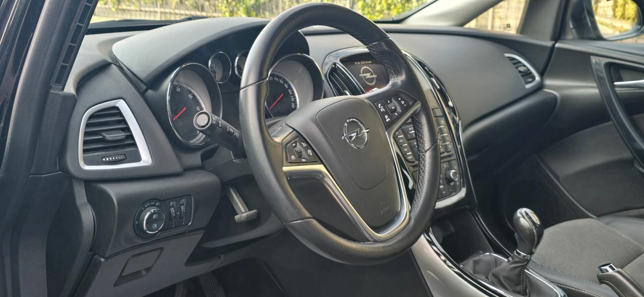 Opel Astra 1.6 CDTI 136CV EcoFLEX S&S 5 porte Cosmo