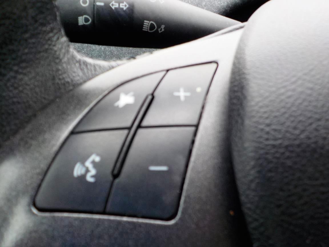Lancia Ypsilon 1.0 FireFly 5 porte S&S Hybrid Ecochic Silver