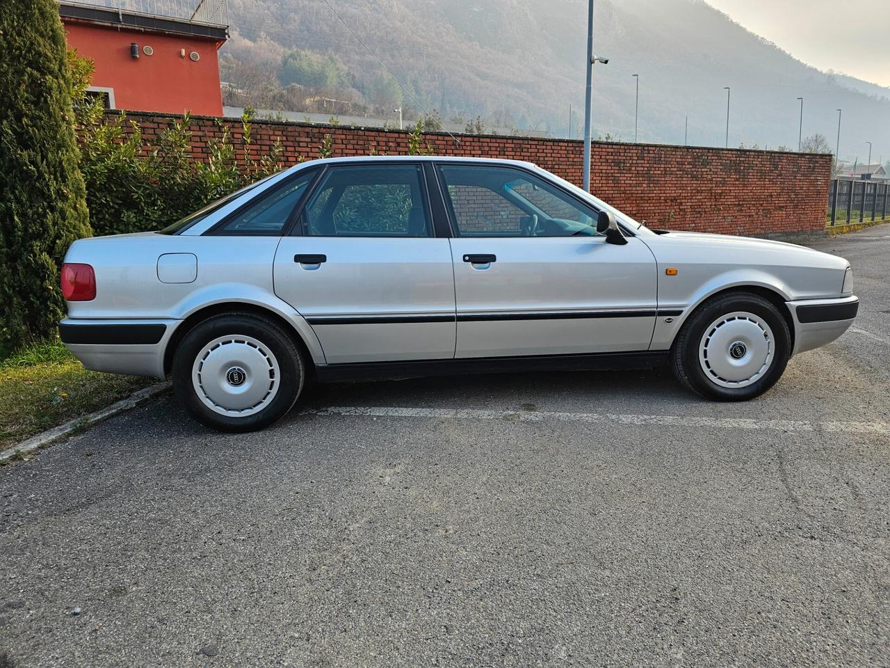 Audi 80 2.0 E cat