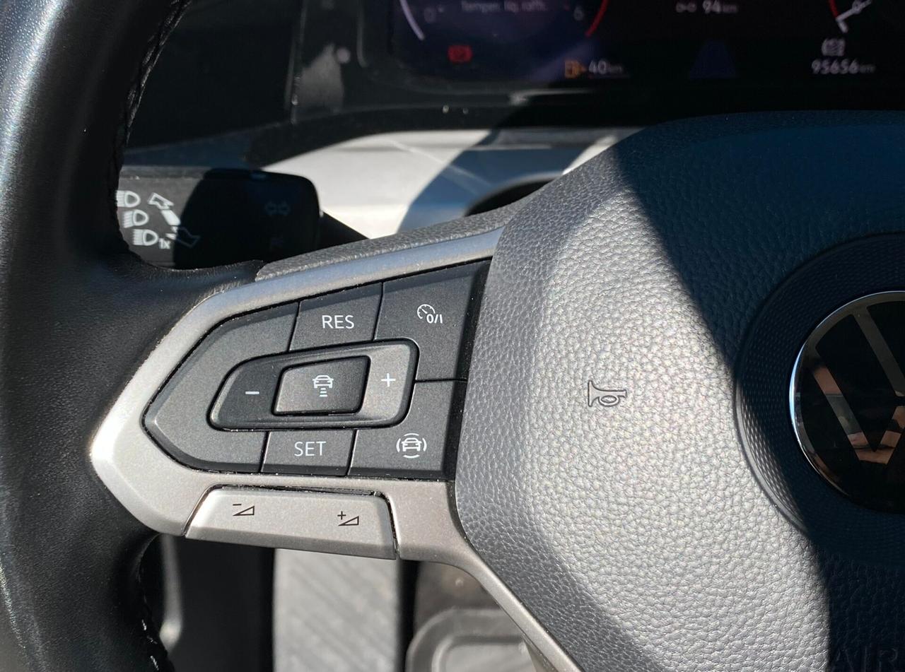 Volkswagen Golf Life 2.0 TDI 116CV