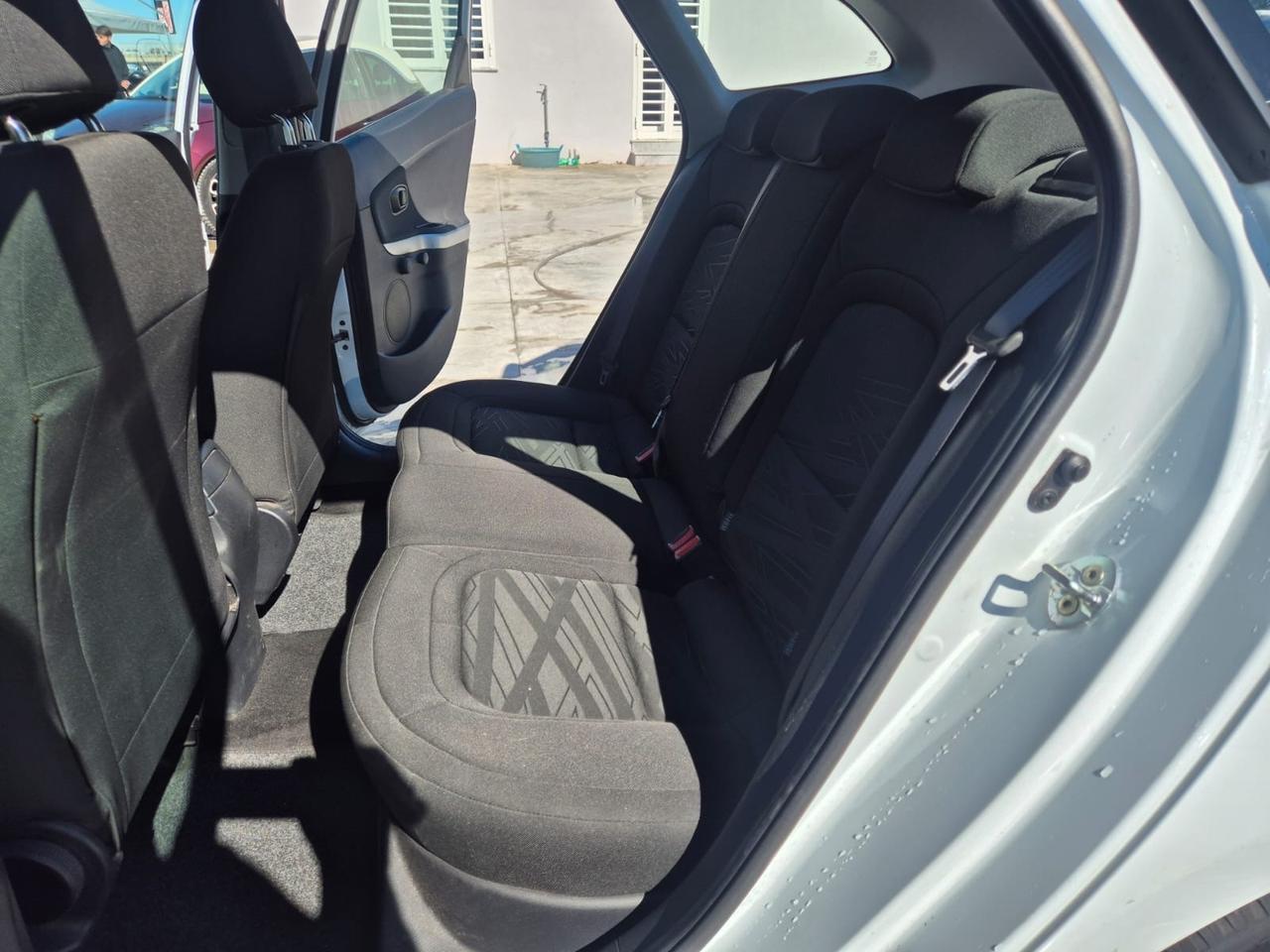 Kia Ceed cee'd 1.4 CRDi SW Class