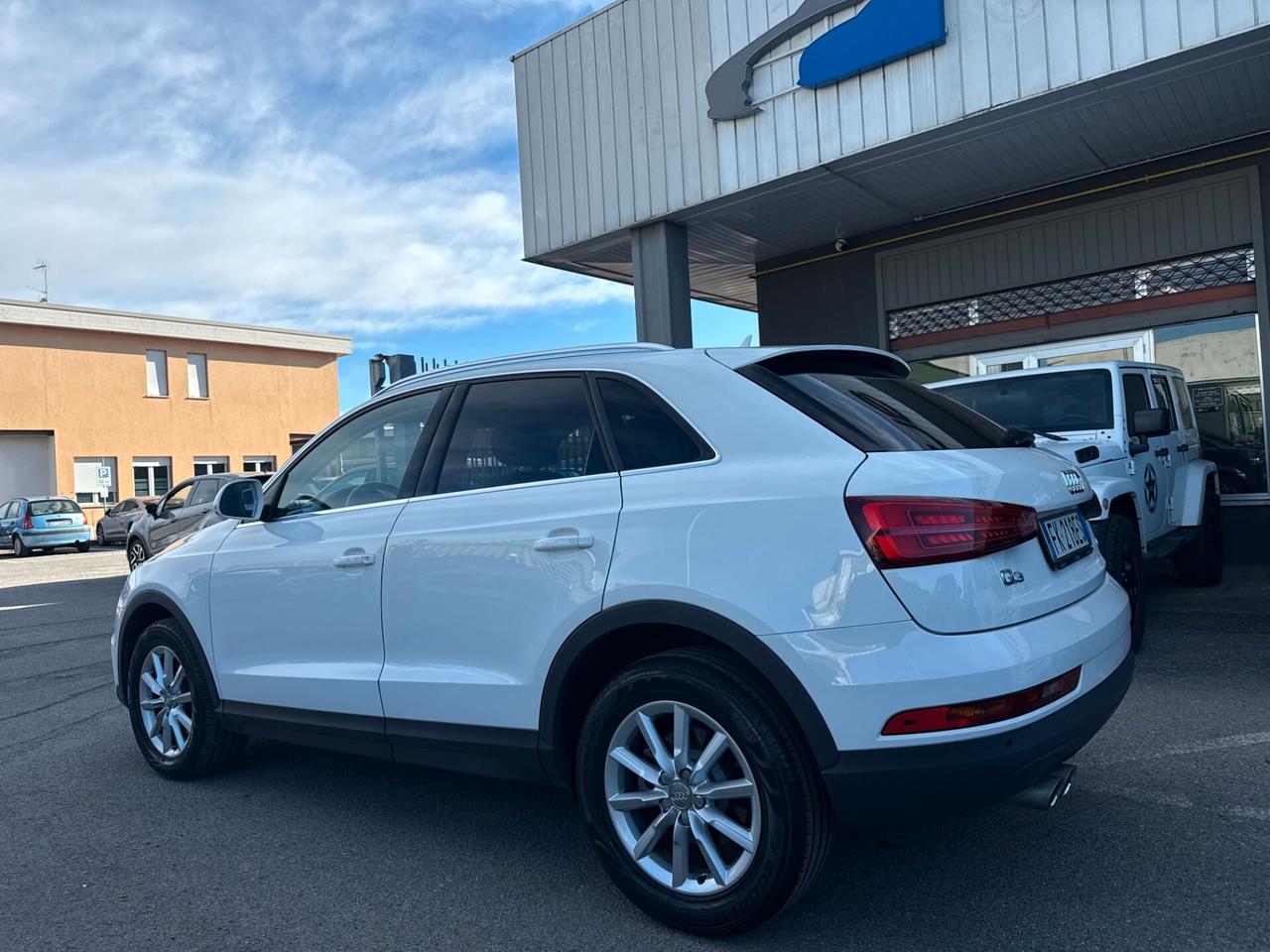 Audi Q3 2.0 tdi EURO 6 120cv s-tronic