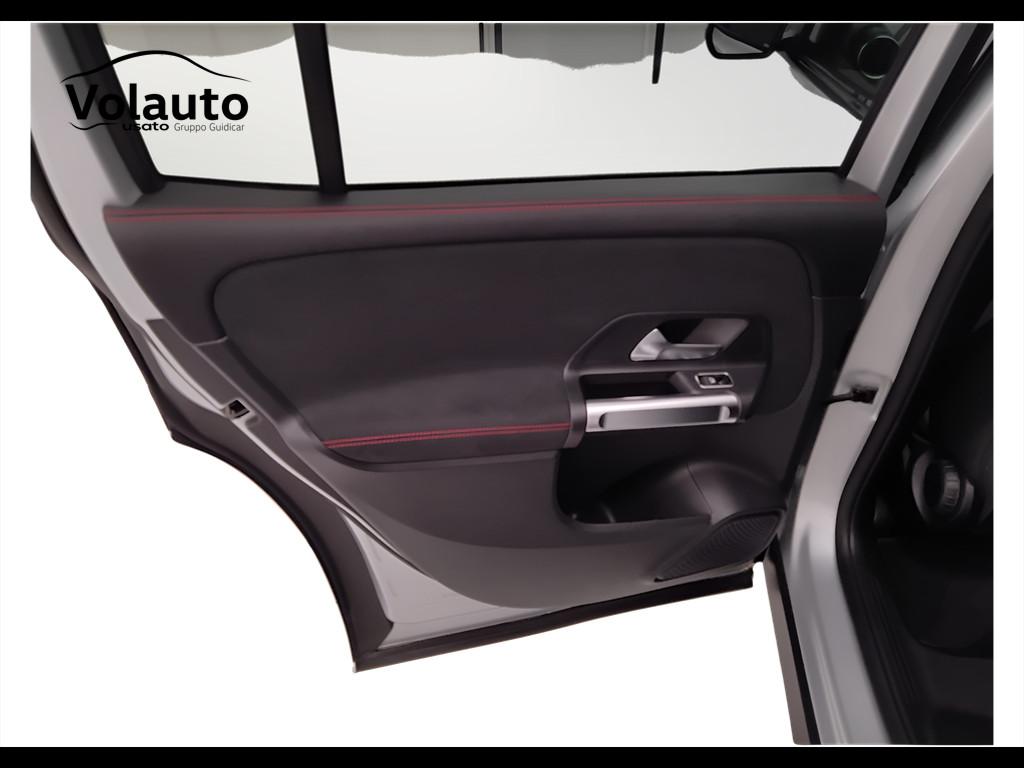 Mercedes-Benz GLB - X247 2019 - GLB 200 d Premium Easy Tech auto