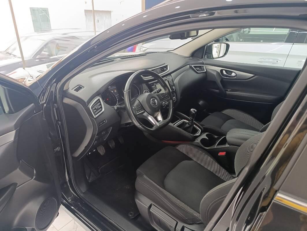 Nissan Qashqai Nissan Qashqai 1.3 DIG-T Business 140 CV – 2019