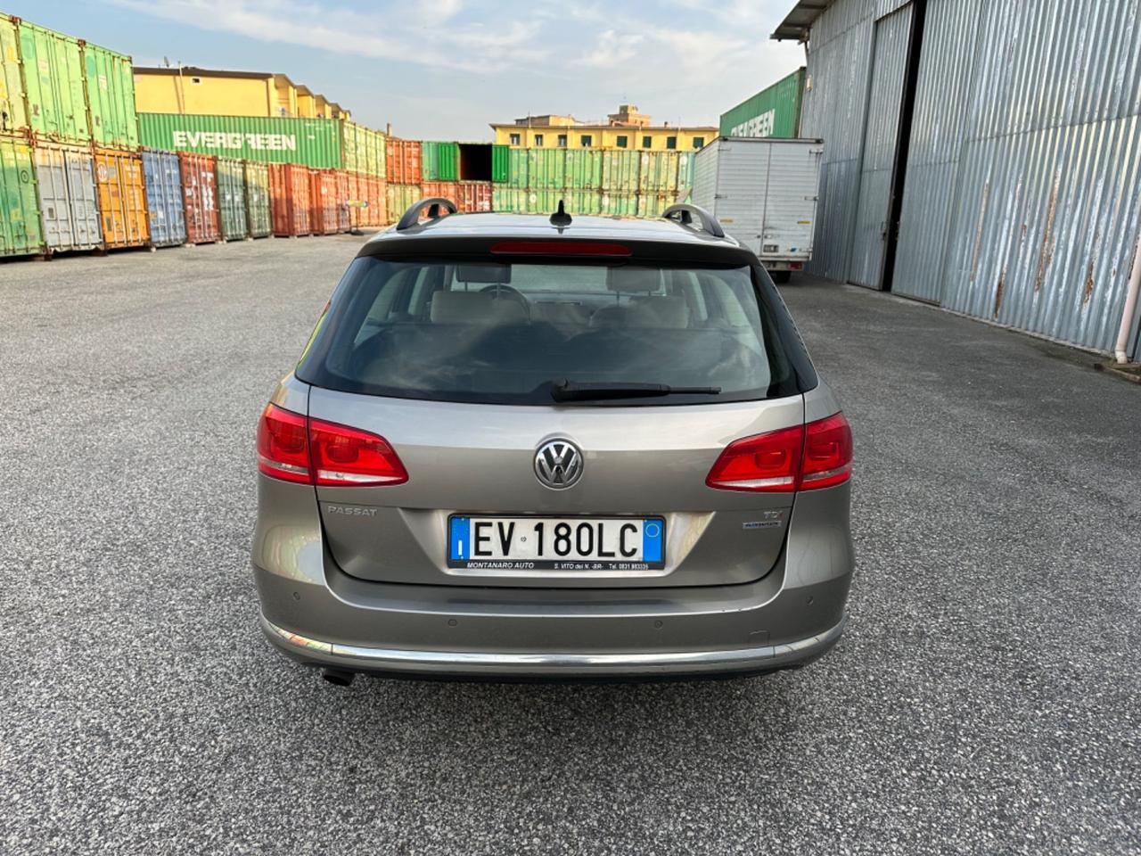 Volkswagen Passat 1.6 TDI DSG Comfortline BM.Tech. FULL