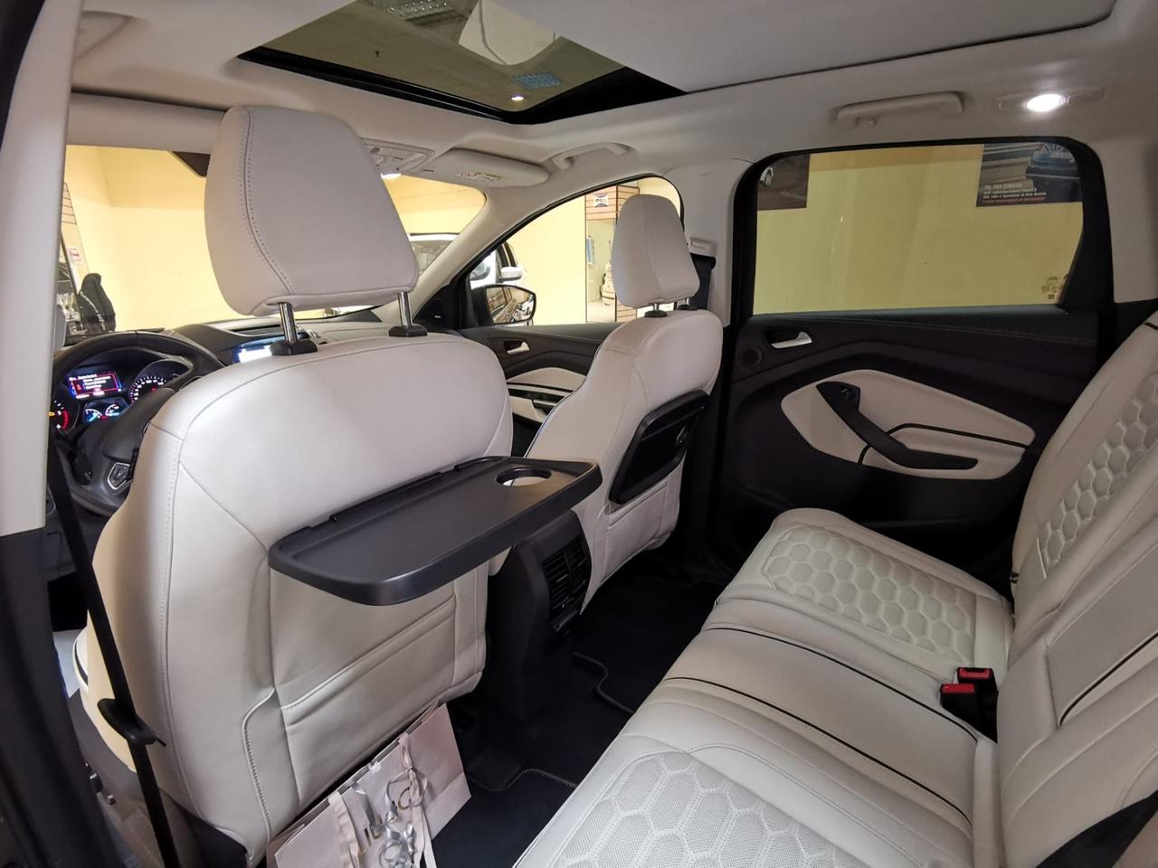 Ford Kuga 2.0 TDCI 180 CV S&S 4WD Powershift Vignale