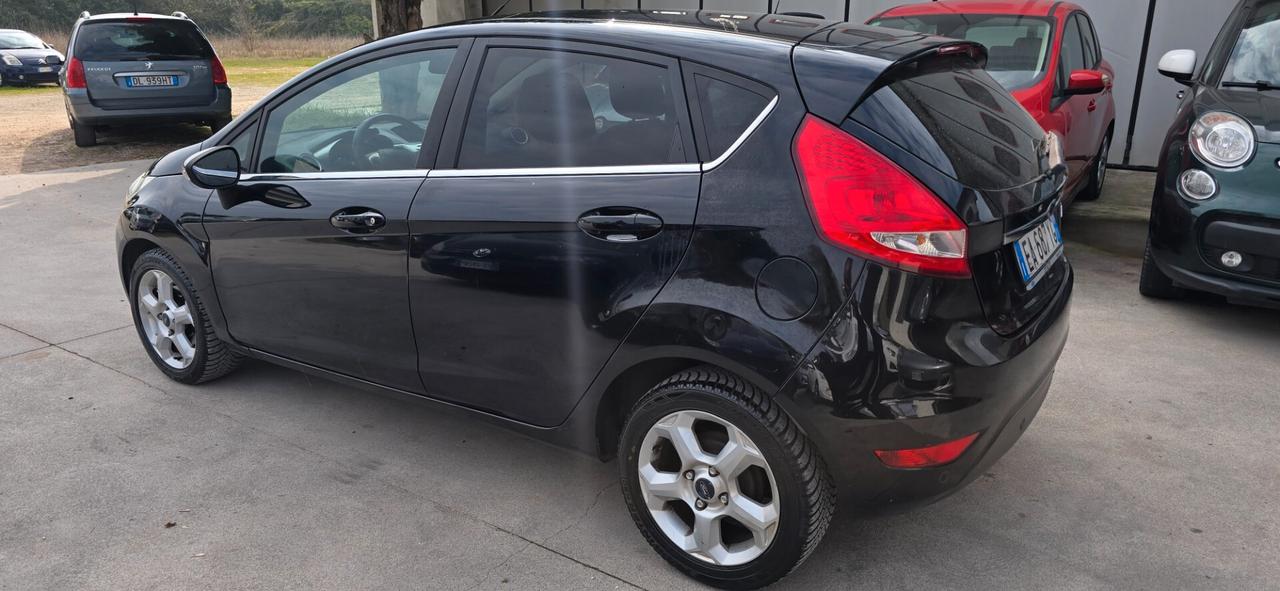 Ford Fiesta Fiesta+ 1.4 5 porte Bz.- GPL