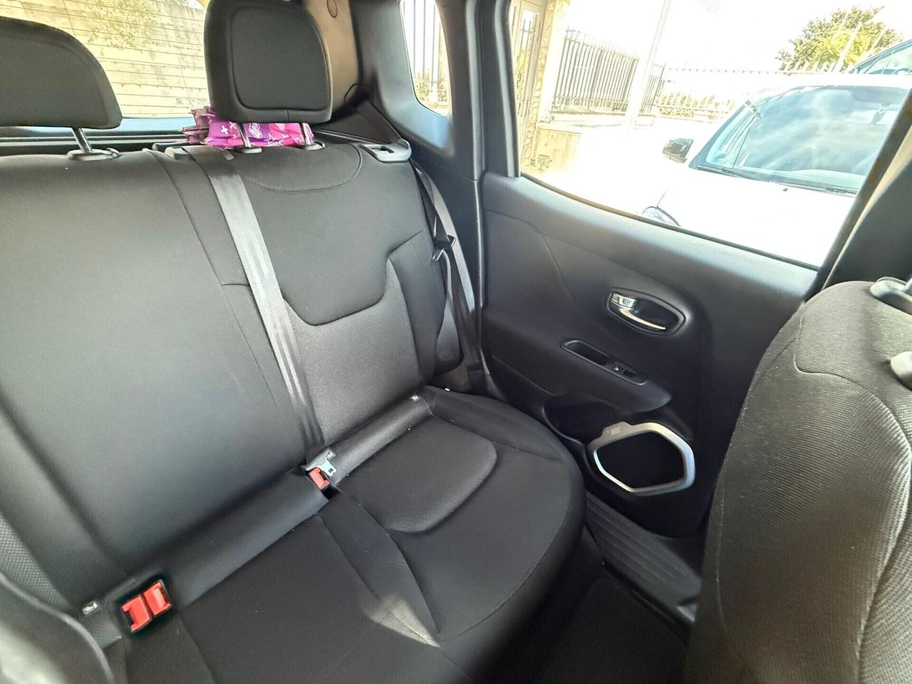 Jeep Renegade 1.6 Mjt DDCT 120 CV Business