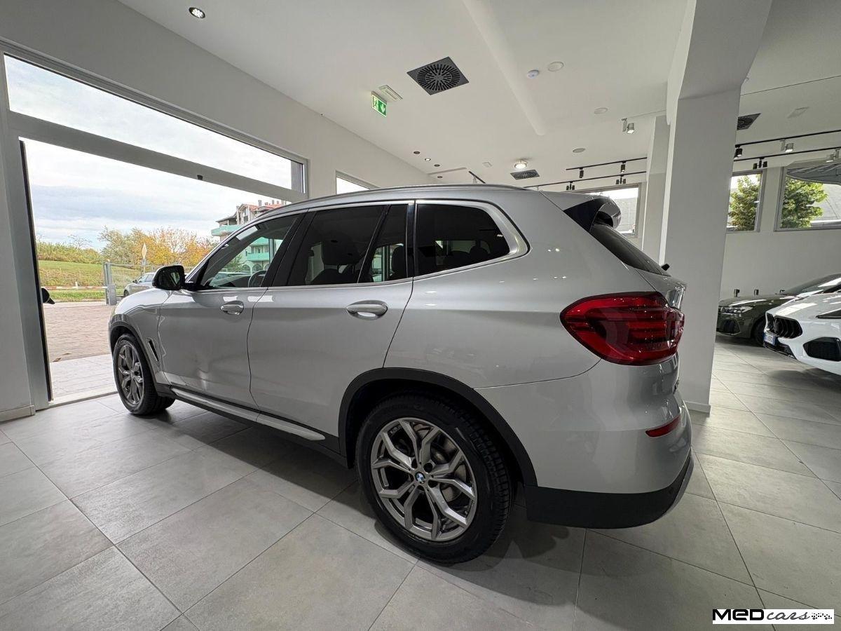BMW - X3 (G01/F97) - X3 xDrive20d xLine