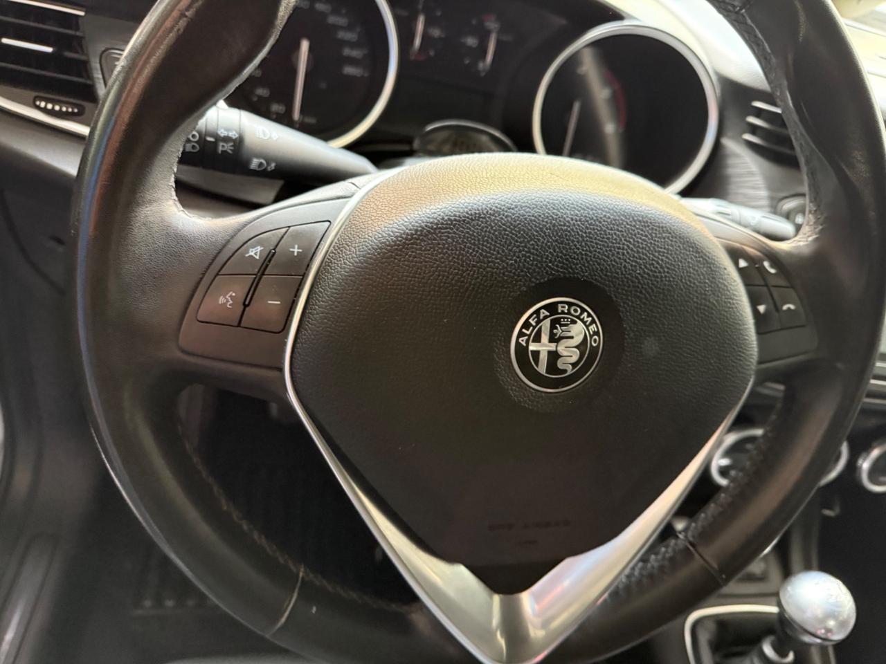 Alfa Romeo Giulietta 1.6 JTDm-2 120 CV Distinctive