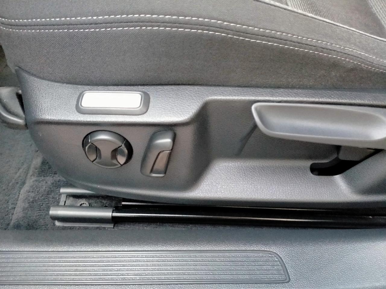 Volkswagen Passat Variant 1.6 TDI 120cv DSG COMFORTLINE SERVICE VW UNIPROP.
