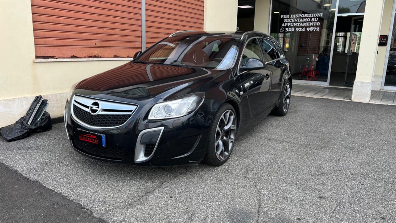 Opel Insignia 2.8 Turbo 4x4 325CV Sports Tourer OPC