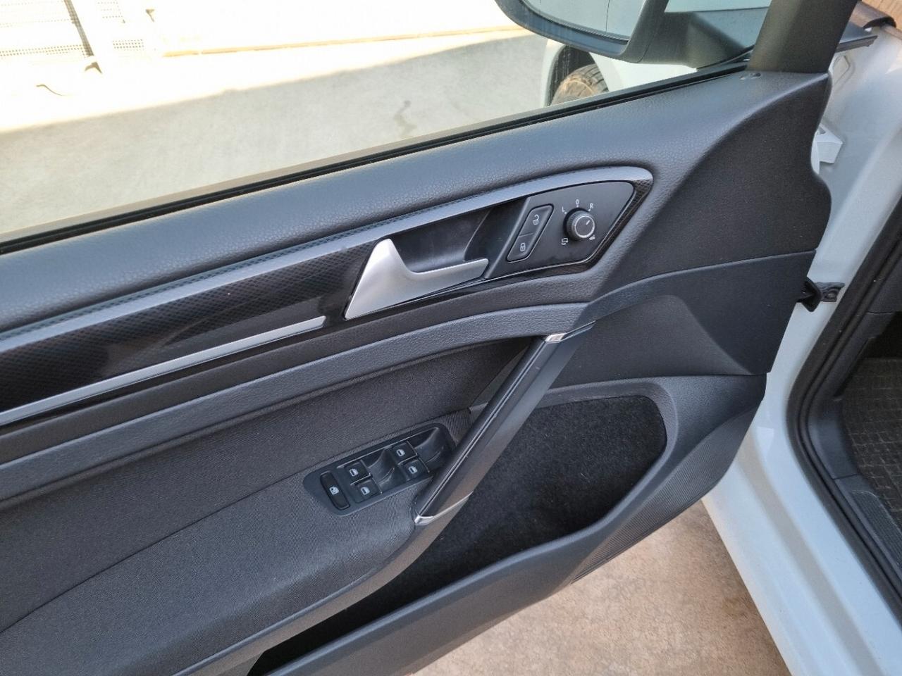 Volkswagen Golf 1.6 TDI 5p. Highline BlueMotion Technology