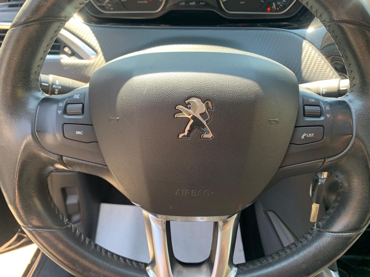 Peugeot 2008 PureTech 82 Active