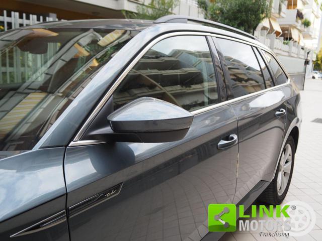 SKODA Superb 2.0 TDI DSG Wagon Executive