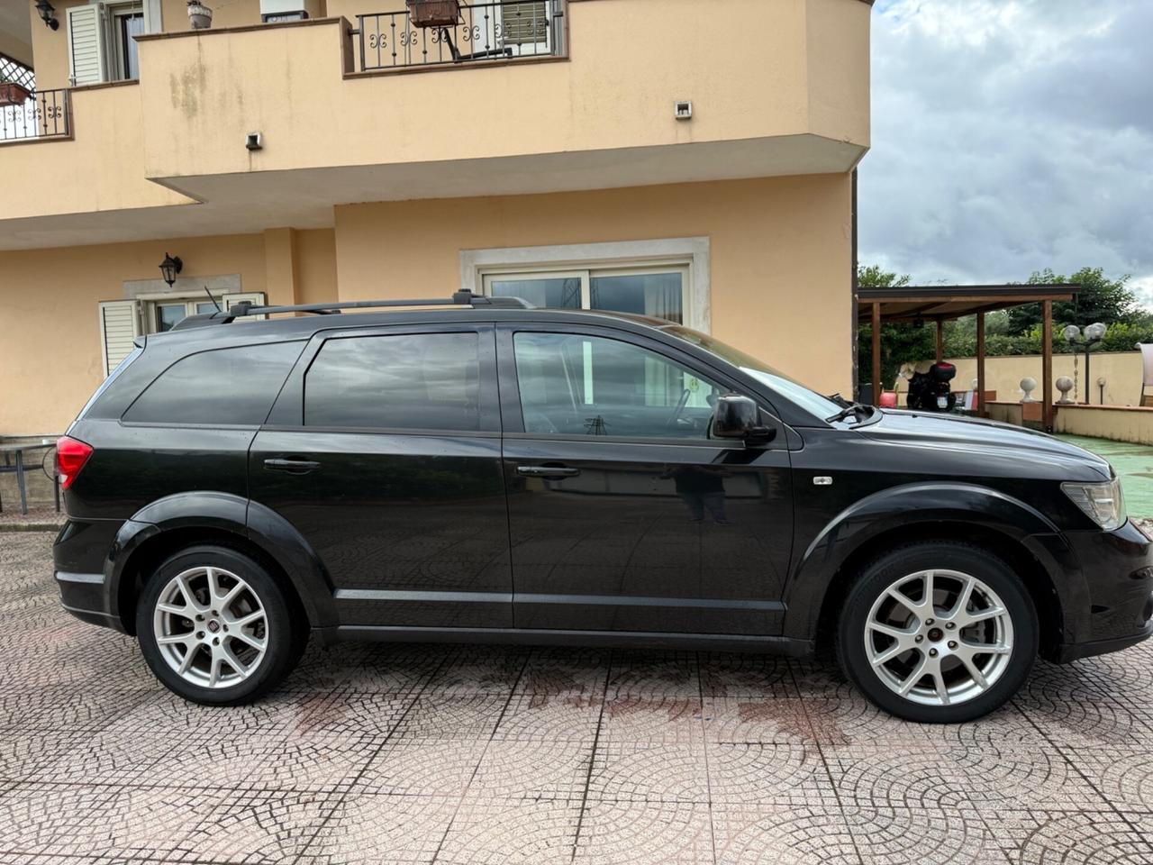 Fiat Freemont Black edition 2.0cc 140cv 7 POSTI