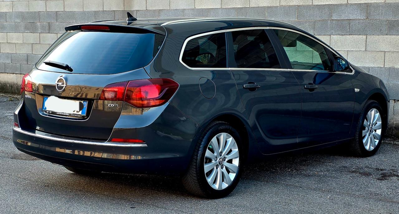 Opel Astra 1.6 CDTI Cosmo. Neopatentati euro6b