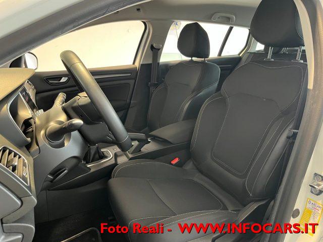 RENAULT Megane Sporter Blue dCi 115 CV Business AUTOCARRO N1