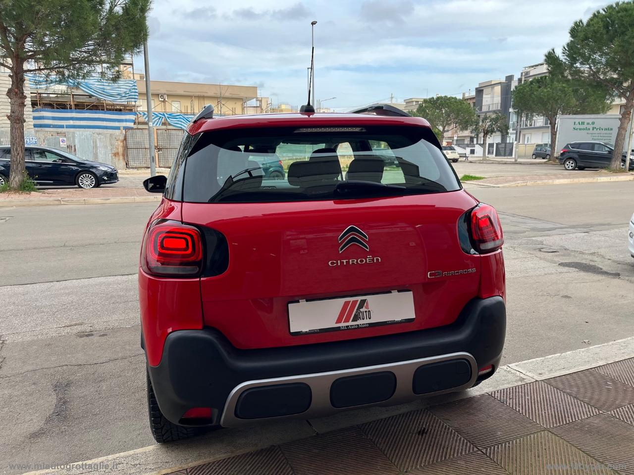 CITROEN C3 Aircross BlueHDi 100 S&S Shine