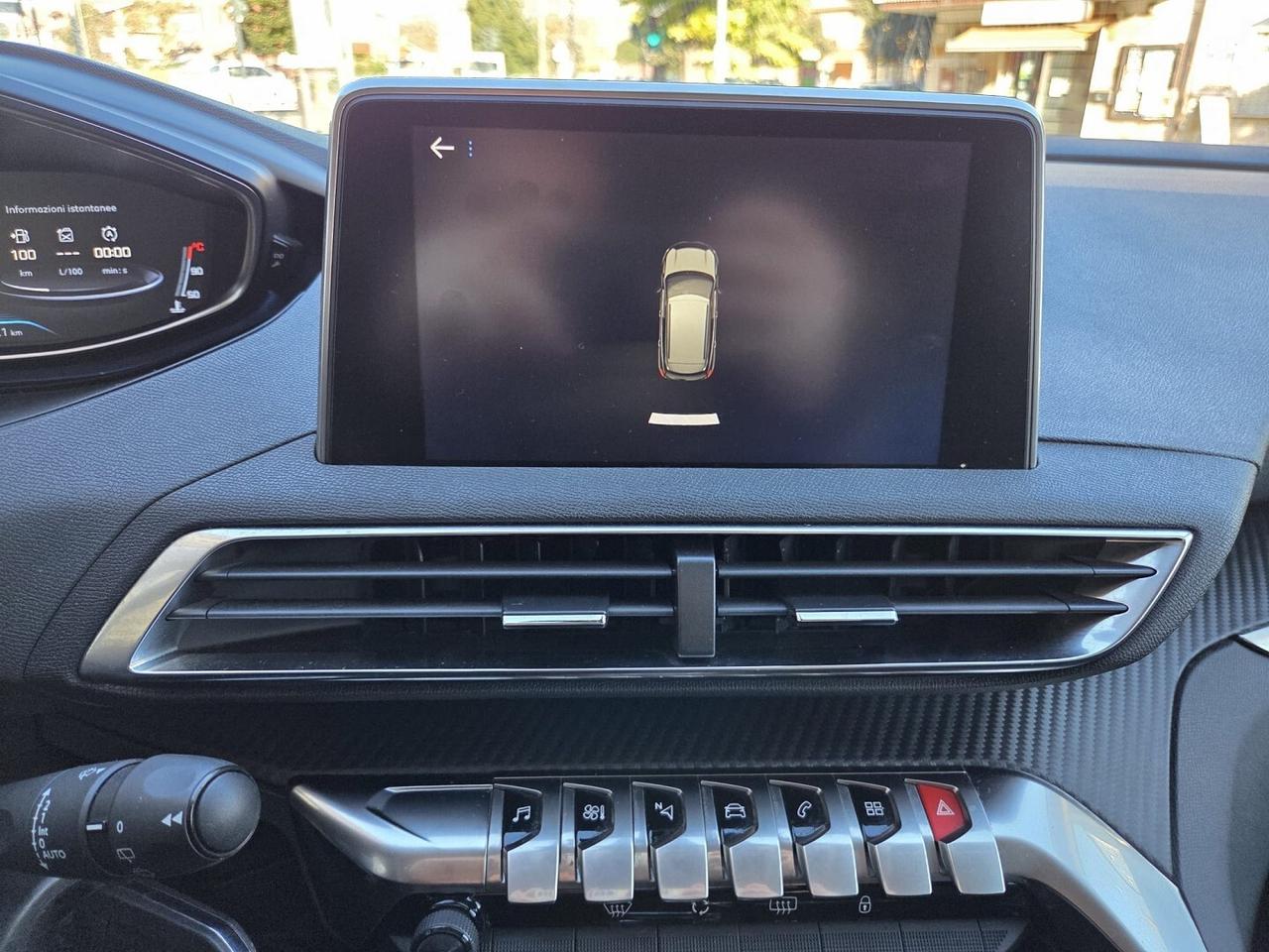 PEUGEOT 3008 PURE TECH TURBO 130CV AUTOM NAV-2018