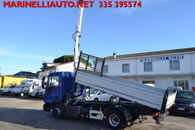 IVECO EUROCARGO 75E16 CON GRU E RIBALTABILE TRILATERALE