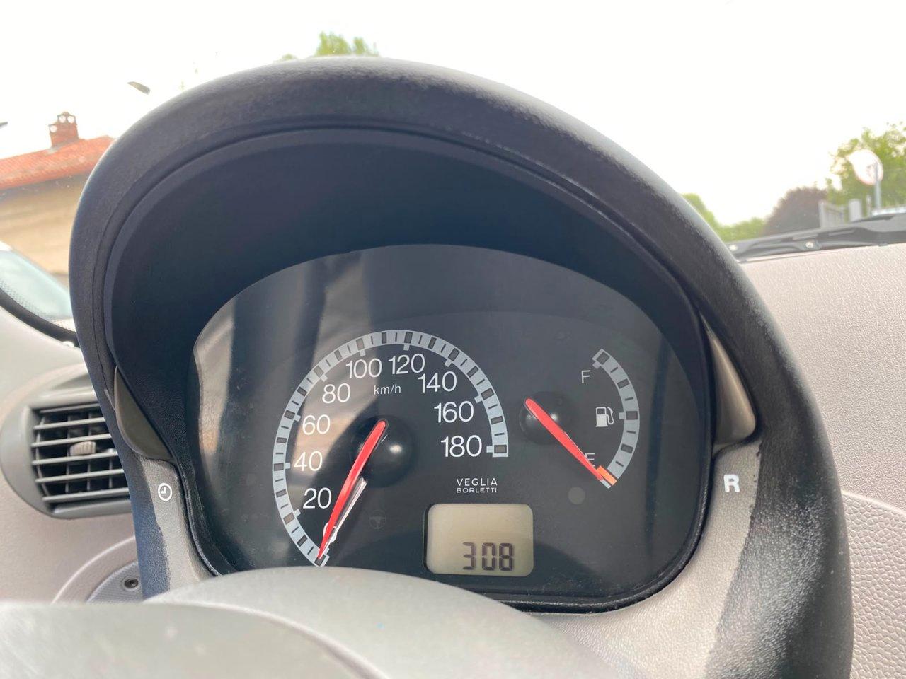 Fiat 600 1.1 Active (class)
