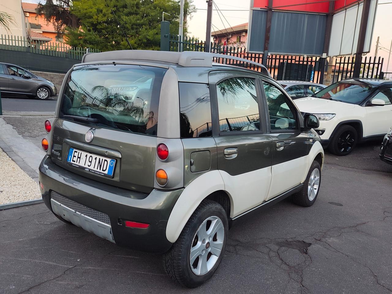Fiat Panda 1.3 MJT 16V DPF 4x4 Cross