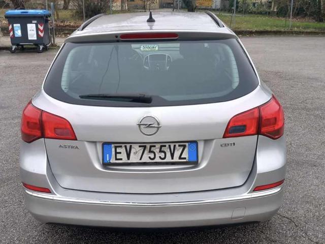 OPEL Astra 1.7 CDTI 110CV Sports Tourer Cosmo come nuova