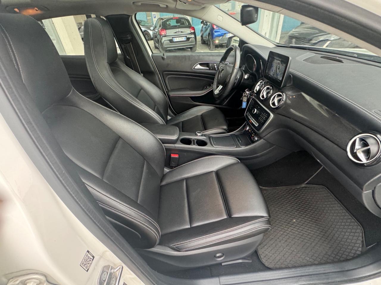 Mercedes-benz GLA 200d 4Matic Premium AMG edition