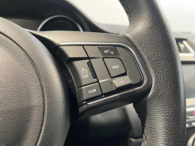 Jaguar E-PACE 2.0D 150 CV AWD aut.