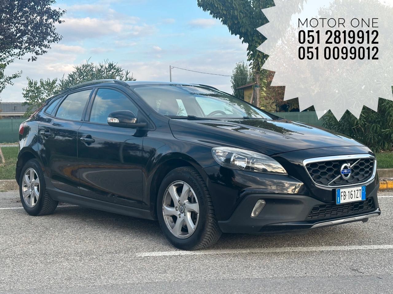 Volvo V40 Cross Country D4 Geartronic Momentum