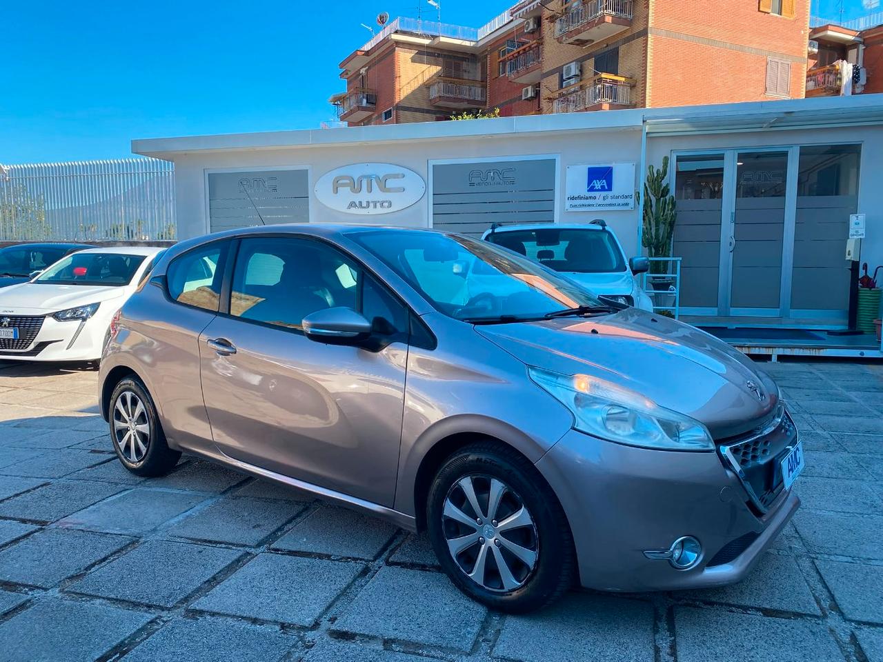 Peugeot 208 5 Porte 208 5p 1.4 e-hdi 8v Active s&s robot