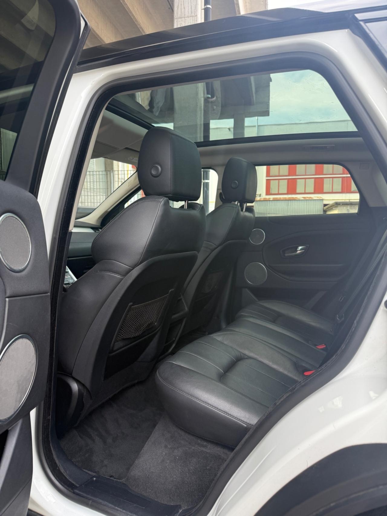 Land Rover Range Rover Evoque 2.0 TD4 180 CV 5p. SE