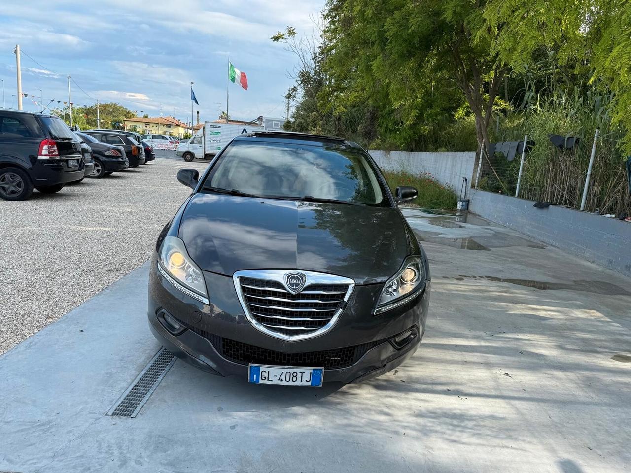 Lancia Delta 1.6 MJT DPF Business