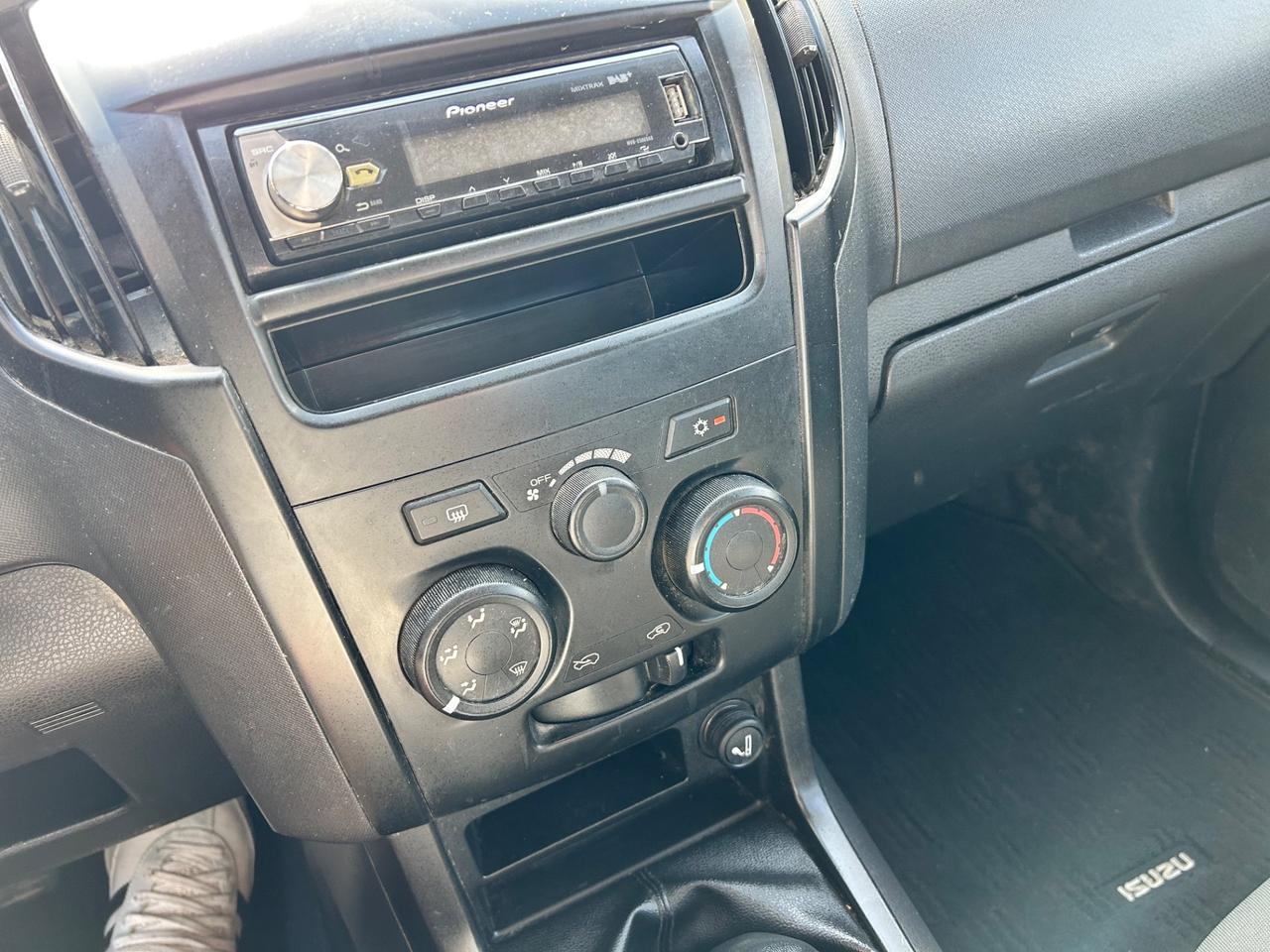 Isuzu D-Max 1.9 Space Cab Satellite 4WD A/C