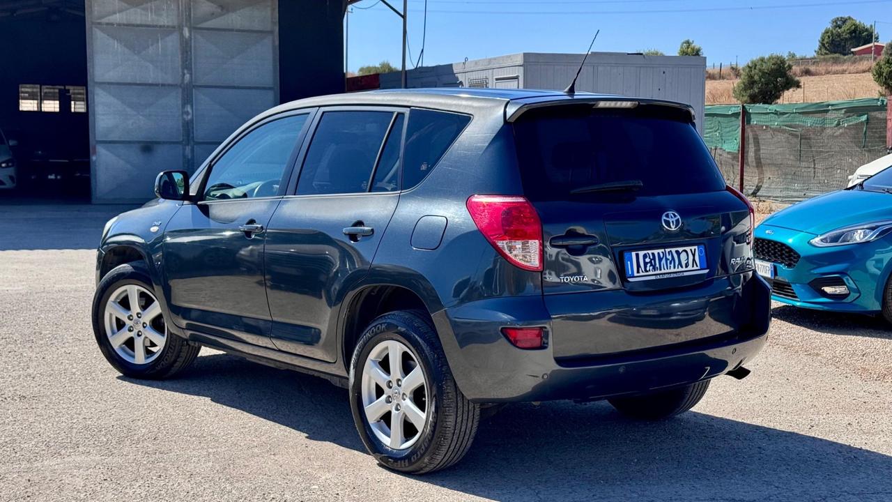 Toyota RAV 4 RAV4 Crossover 2.2 D-4D 150 CV DPF Sol