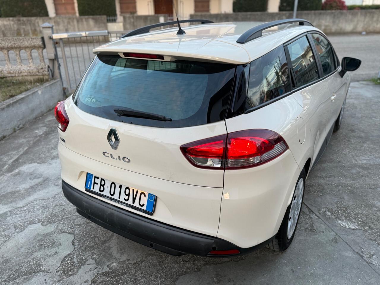 Renault Clio 1.2 75 CV EURO 6b Neopatentati 2015