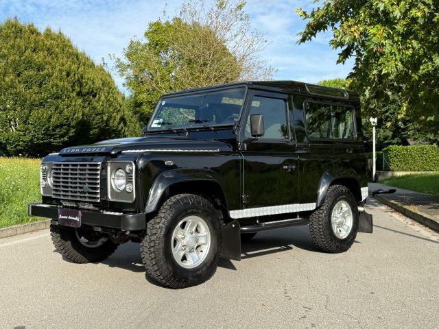 LAND ROVER Defender 90 2.2 TD4 Station Wagon SE NEOPATENTATI