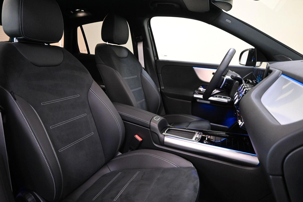 MERCEDES GLA (H247) GLA 200 d Automati...