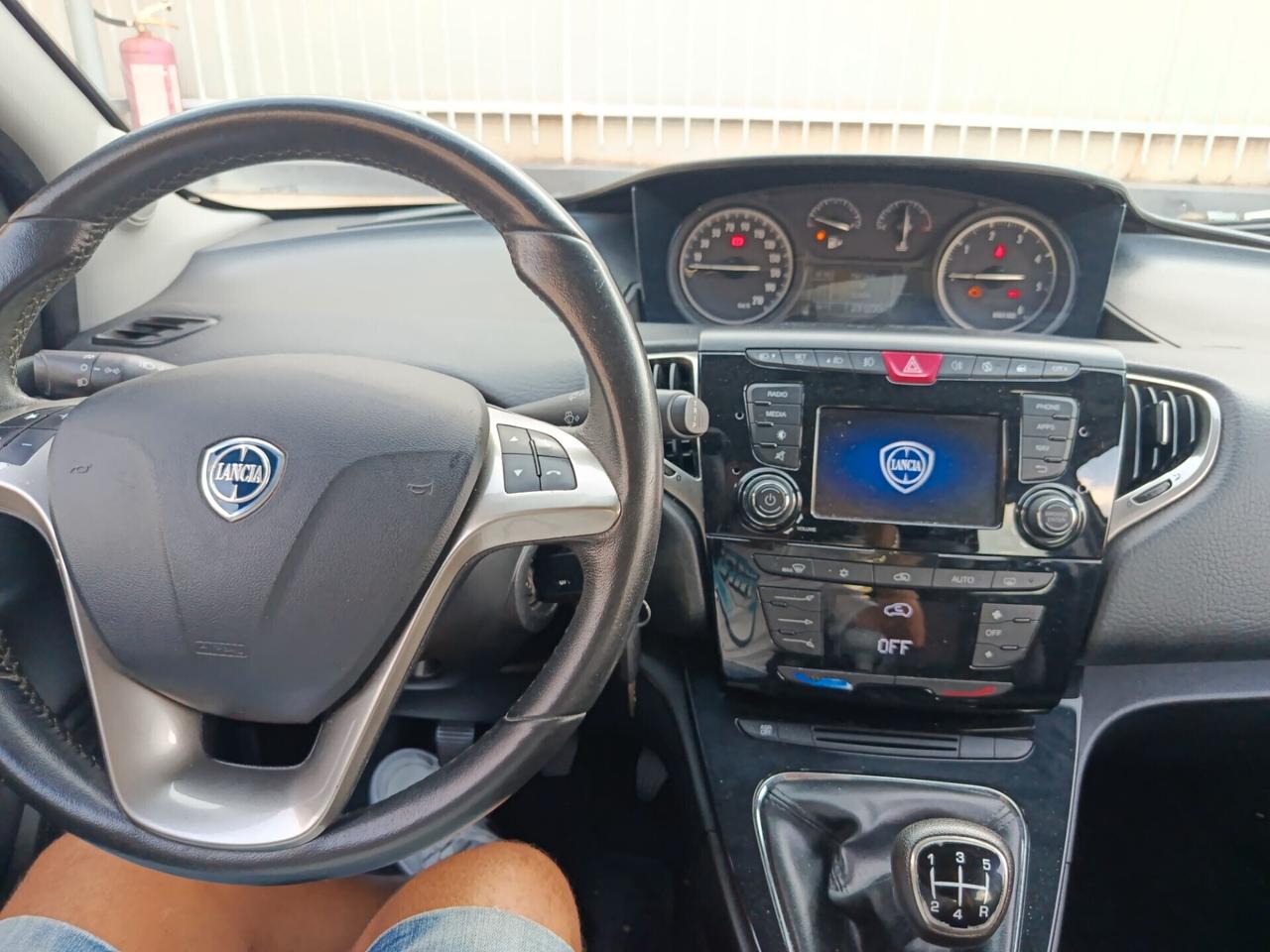 Lancia Ypsilon 1.3 MJT 95CV 5 porte S&S Platinum